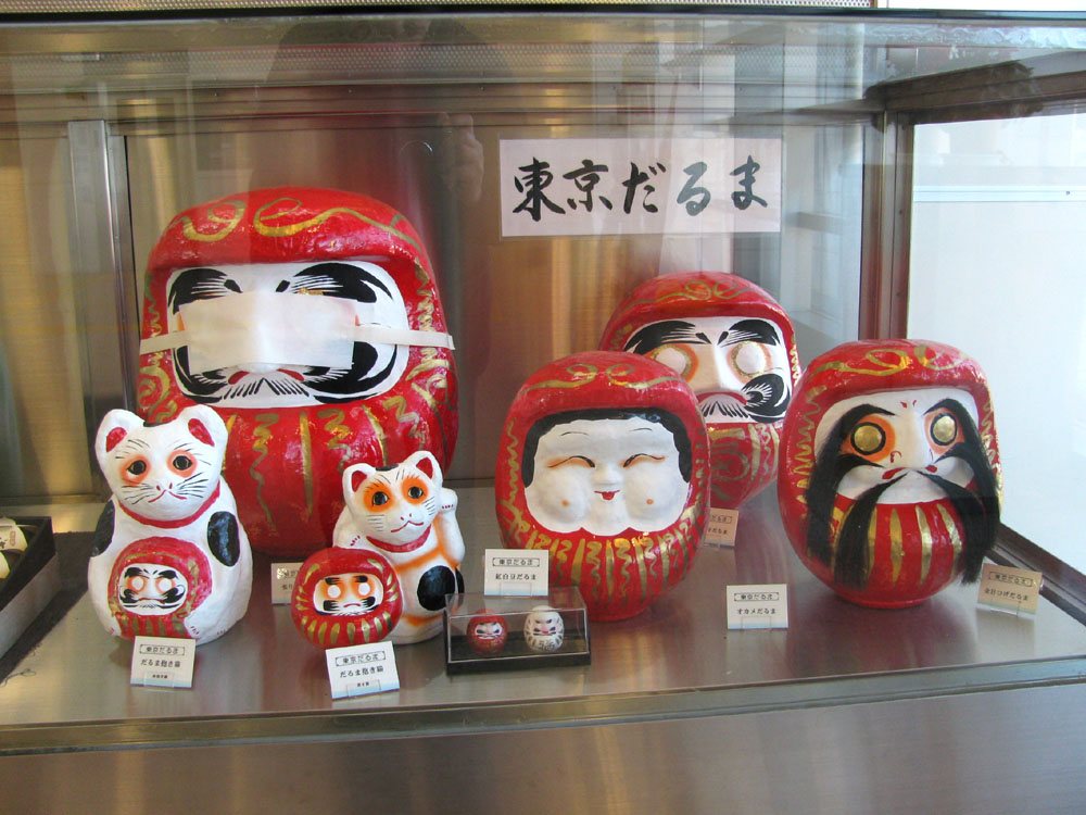 瑞穂町／ダルマ市と機神社 | カイコローグ